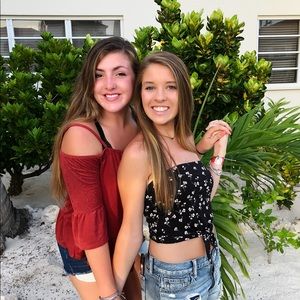 Meet your Posher, Abby